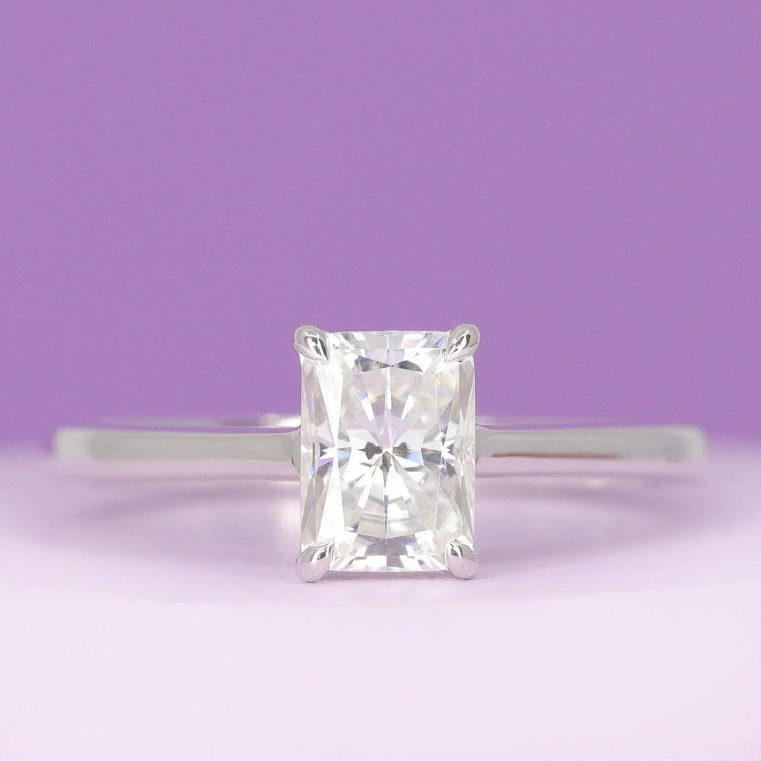 Flying Solo With Solitaire Engagement Rings, Less Drama, More Sparkle!