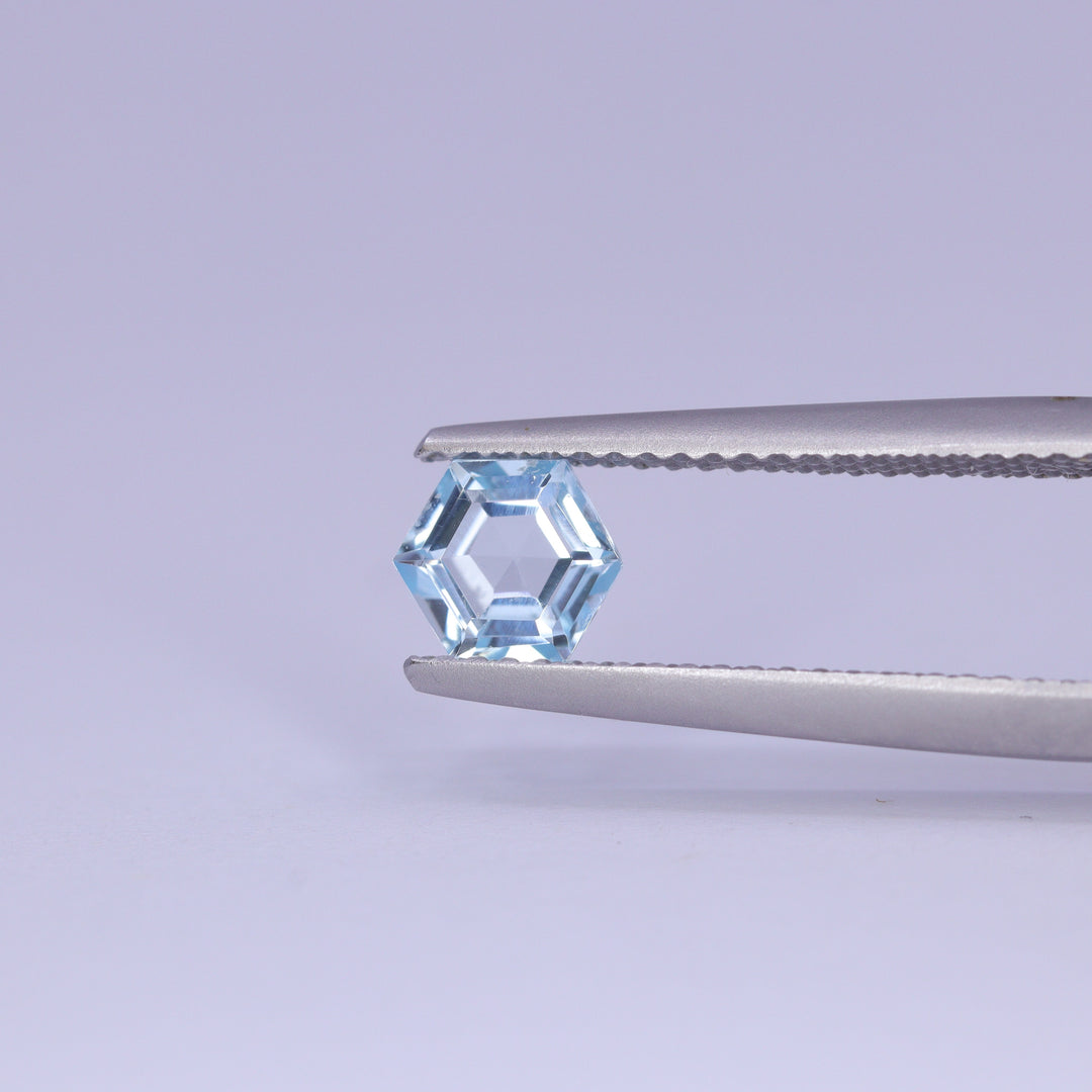 0.75ct Hexagon Cut Sky Blue Topaz Loose Gemstones