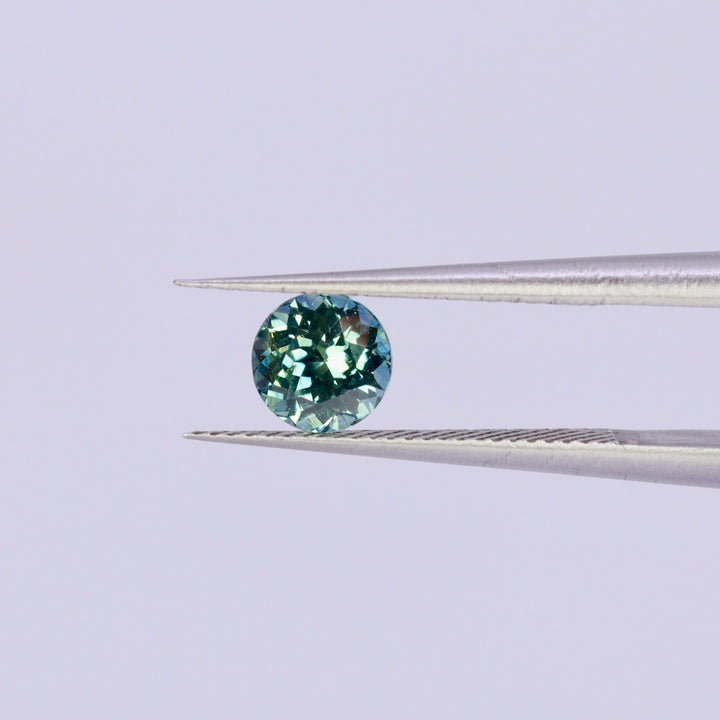 Teal Sapphire| 0.85ct Round brilliant cut Loose Gemstone