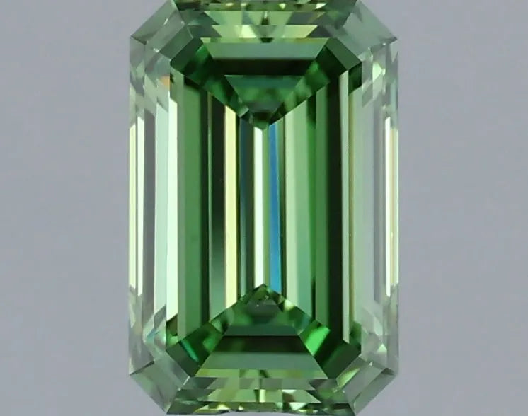 1.00ct Emerald Lab Grown Diamond (Colour Fancy Vivid Green, Clarity VS1, IGI Certified) diamond