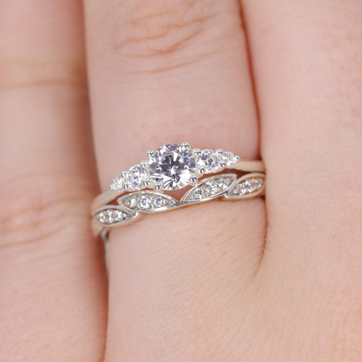 Caitlin - Round Cut 5 Stone Engagement Ring Setting