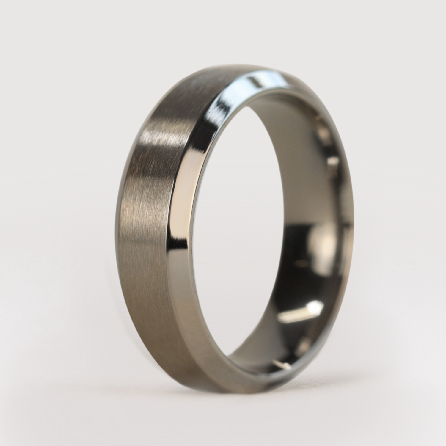 Titanium Bevelled Edge Wedding Ring - The Crookes Valley - Flinn