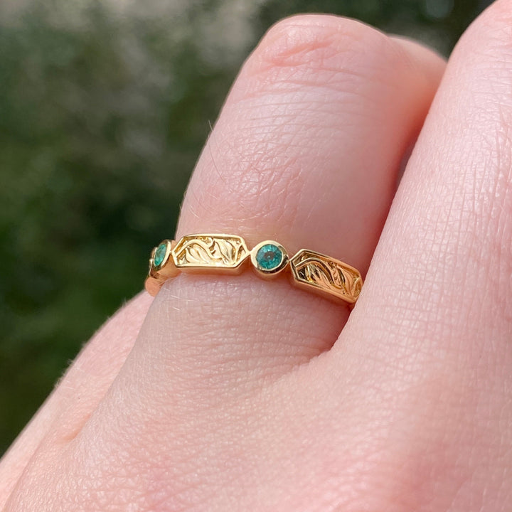 Fern - Floral Emerald, Ruby or Blue Sapphire Set Vine/Leaf Patterned Wedding Ring - Made-to-Order Wedding Rings - Made-to-Order