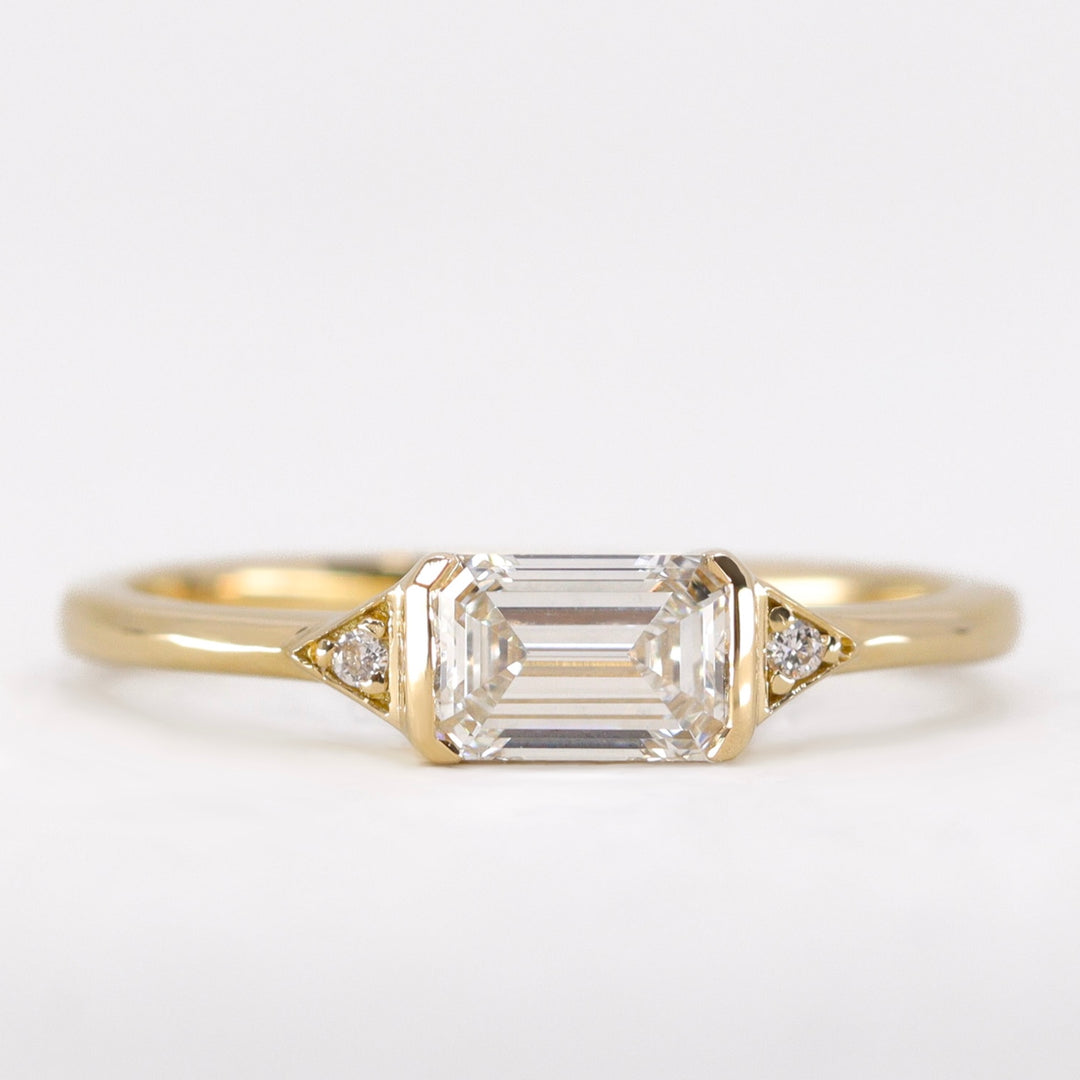 Hattie - Lab Grown Diamond Art Deco Ring - Ready-To-Wear Engagement Rings - Ready-to-Ship
