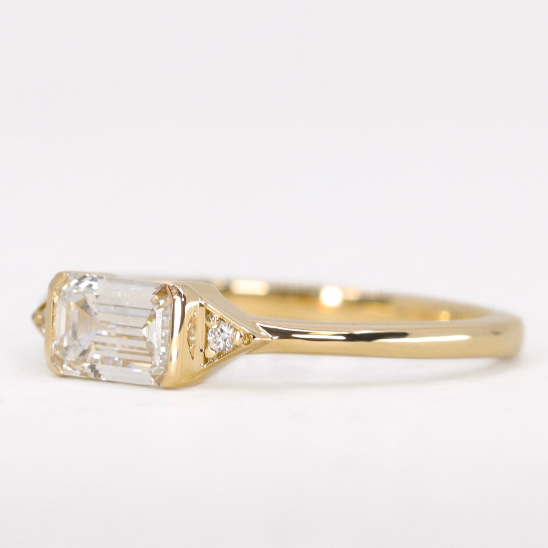 Hattie - Lab Grown Diamond Art Deco Ring - Ready-To-Wear Engagement Rings - Ready-to-Ship