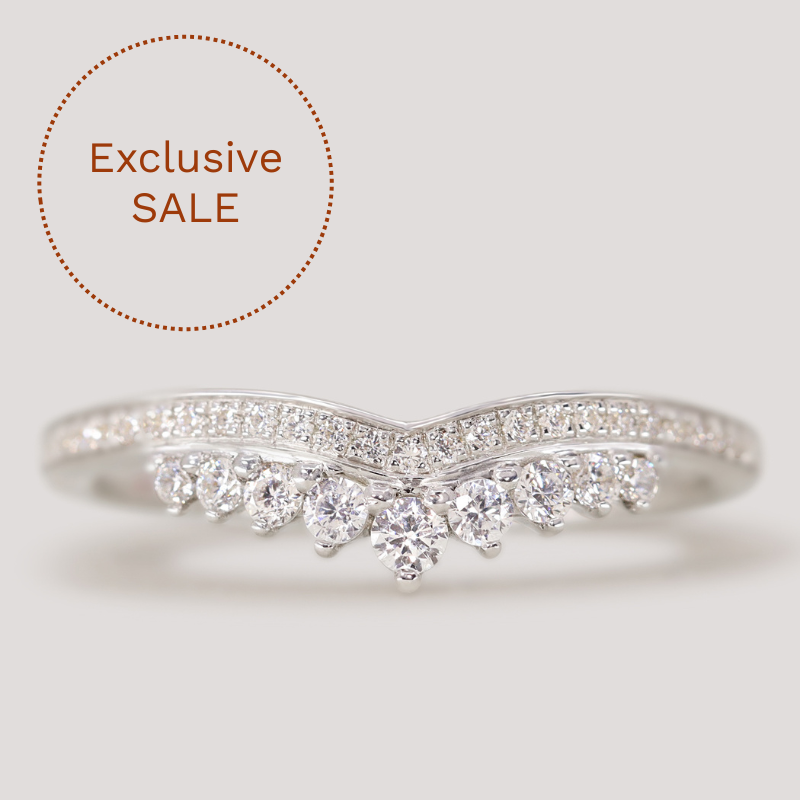 Cecilia Shaped Grain Set Half Eternity Ring with Graduating