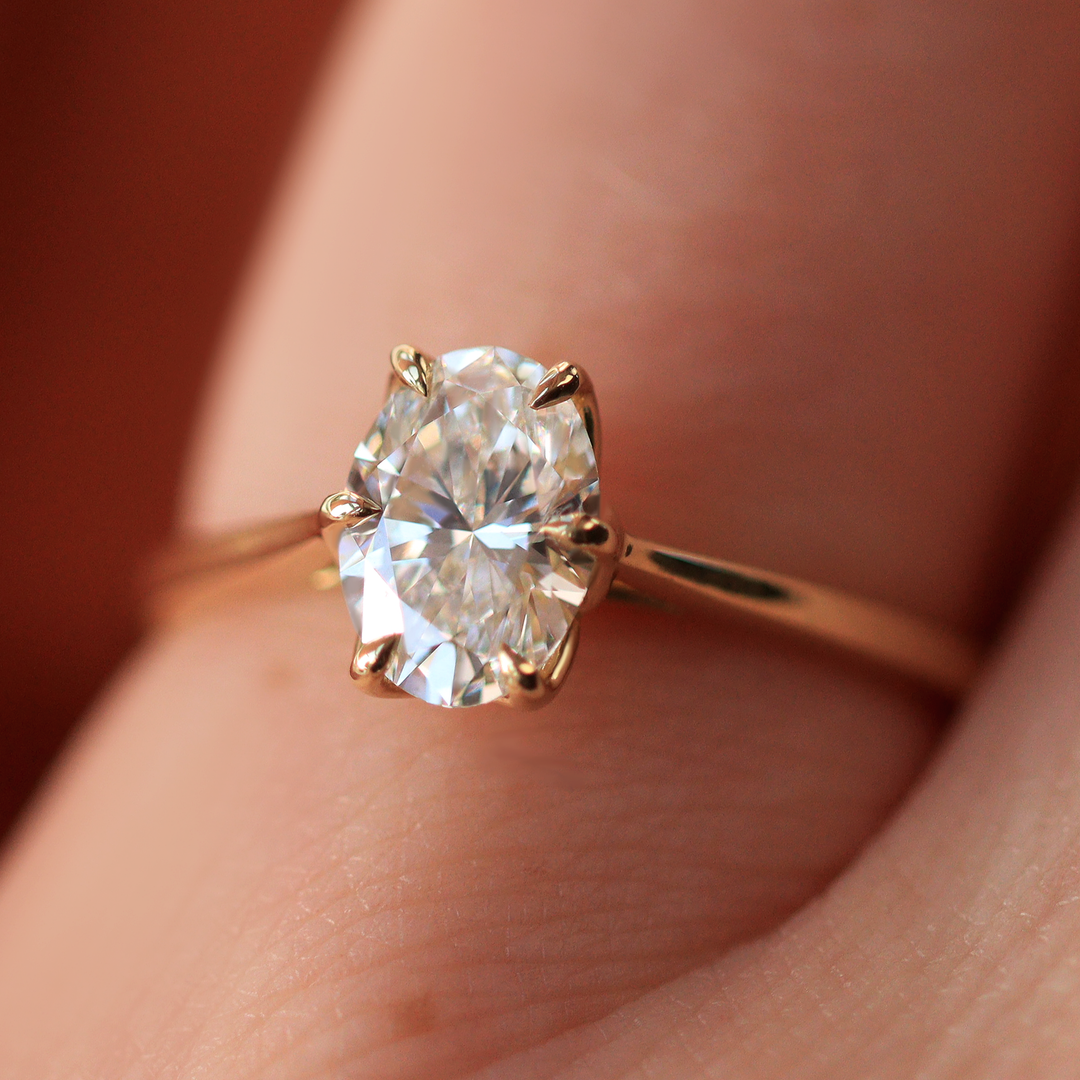 Colourless/White Gemstone Engagement Rings
