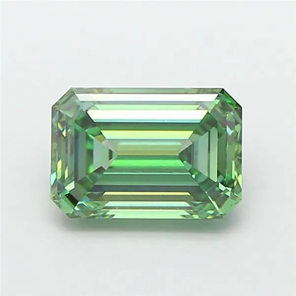 1.54ct Emerald Lab Grown Diamond (Colour Fancy Vivid Green, Clarity VVS2, IGI Certified)