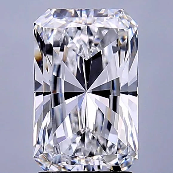 2.10ct Radiant Lab Grown Diamond (Colour D, Clarity VVS2, IGI Certified) diamond