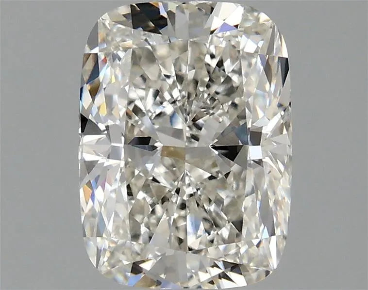 1.53ct Cushion brilliant Lab Grown Diamond (Colour H, Clarity VS1, IGI Certified) diamond