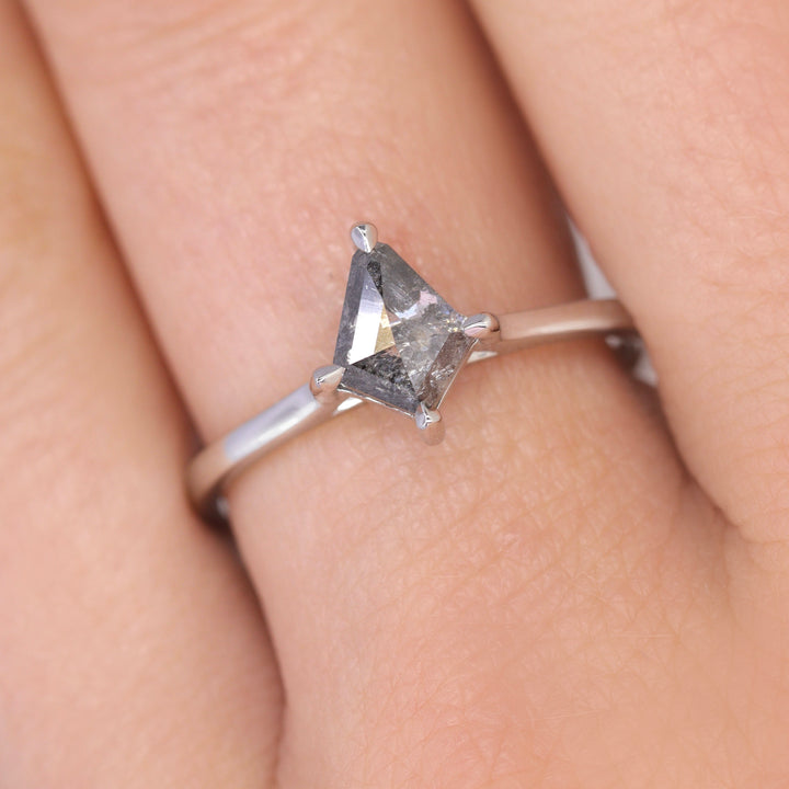 Avery - Salt & Pepper Diamond Solitaire Ring - Ready-to-Wear Engagement Rings - Ready-to-Ship