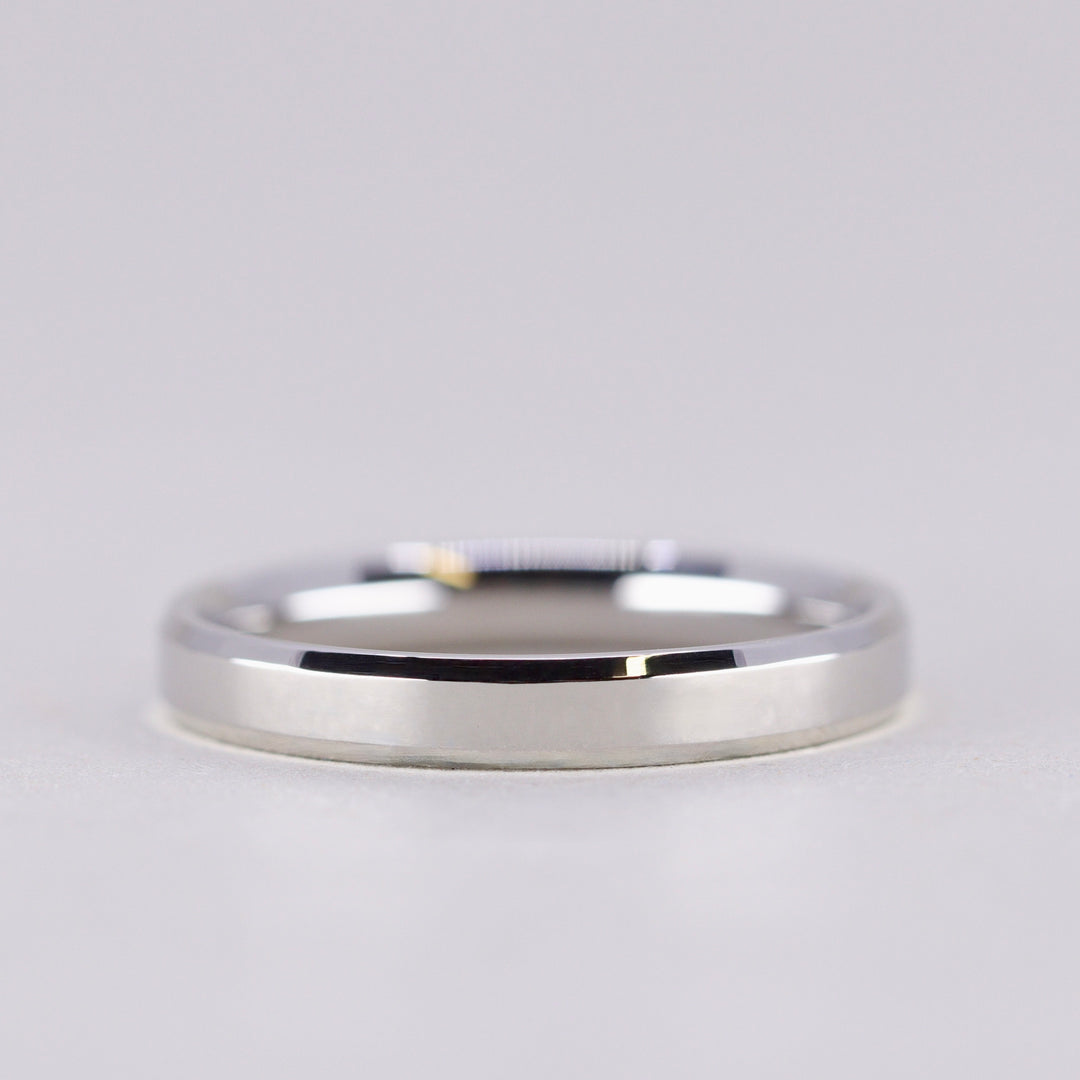 Noah - Light Bevelled Edge Traditional Wedding Ring - Made-to-Order