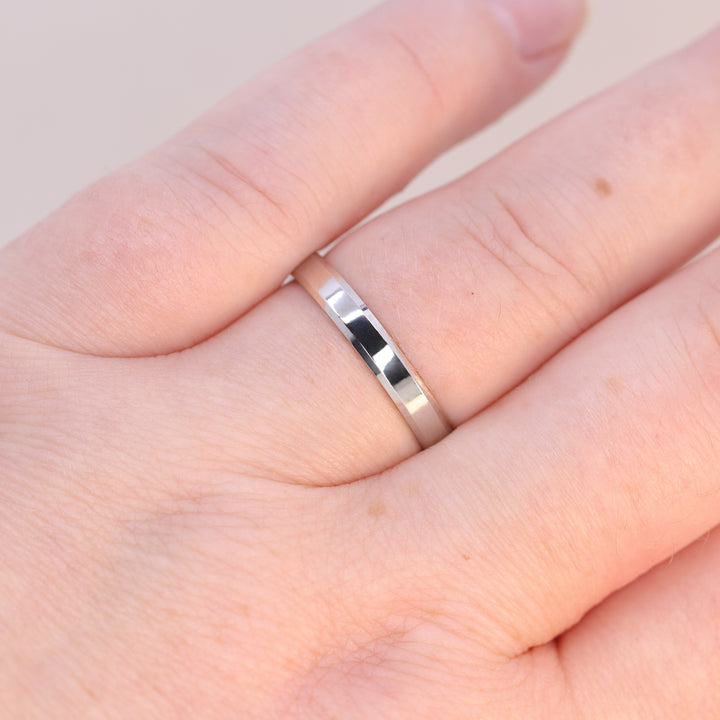 Noah - Light Bevelled Edge Traditional Wedding Ring - Made-to-Order