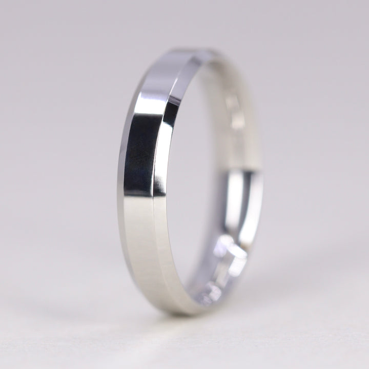 Noah - Light Bevelled Edge Traditional Wedding Ring - Made-to-Order