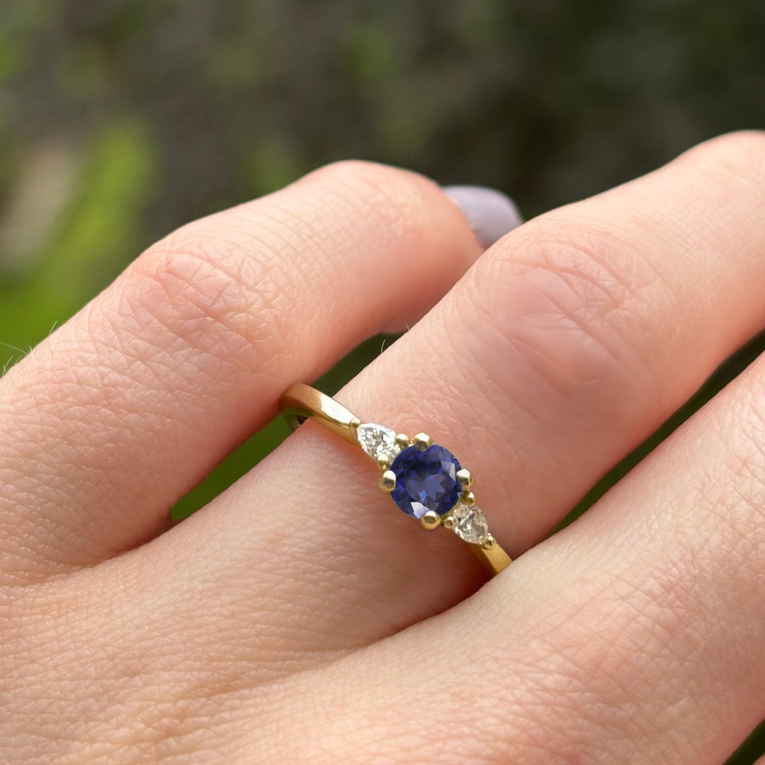 Unique round blue sapphire and lab grown diamond gold engagement ring