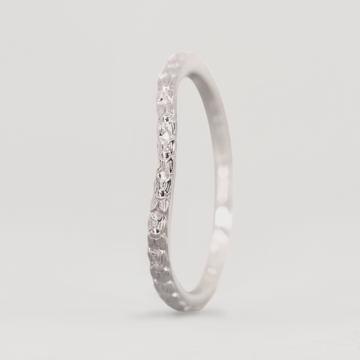 Flora - Floral Pattern Wave Shaped Wedding Ring - Made-to-Order