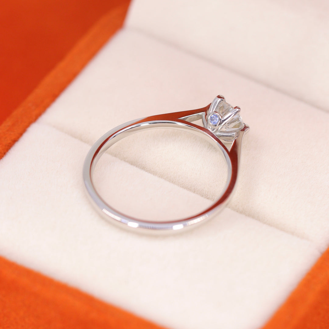 Heidi - Lab Grown Diamond Hidden Gem Solitaire Engagement Ring - Ready-to-Wear Engagement Rings - Ready-to-Ship