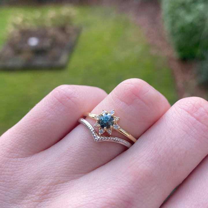 Mabel - Dainty Deco Collection - Round Cut Teal Sapphire with Lab Grown Diamond Halo Engagement Ring in 18ct Yellow Gold - Ready-to-Wear