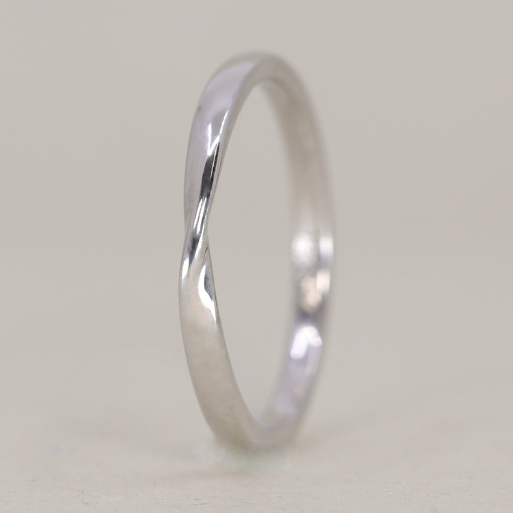 Dee - Ribbon Twist Polished Wedding Ring - Made-to-Order