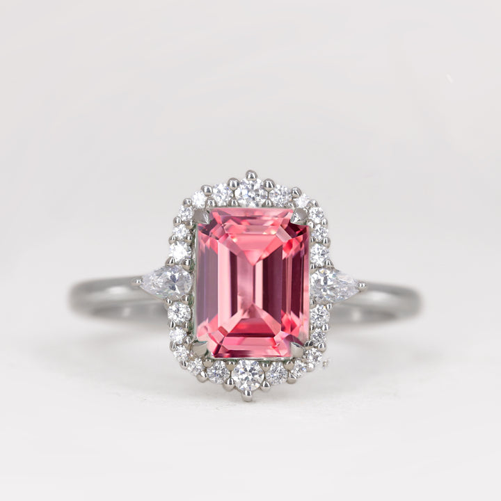 Cordelia - Create Your Own Graduated Halo Engagement Ring