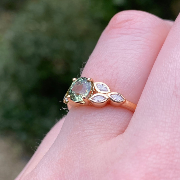 Juliet - The Botanicals Collection - Round Mixed Cut Green Sapphire Leaf Art Nouveau Engagement Ring in 14ct Yellow Gold - Ready-To-Wear