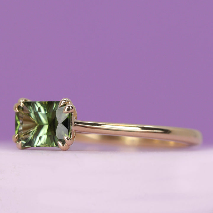 Reese -  Optix Cut Green Tourmaline Solitaire Ring With Double Talon Claws In 14ct Yellow Gold - Ready-to-Wear