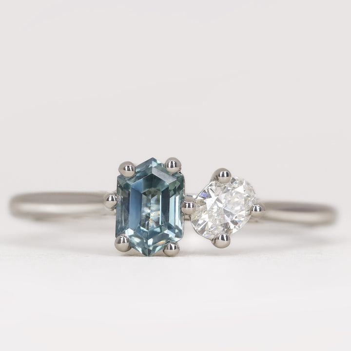 Juno - Hexagon Cut Teal Sapphire and Oval Diamond Toi et Moi Engagement Ring - Ready-to-Wear