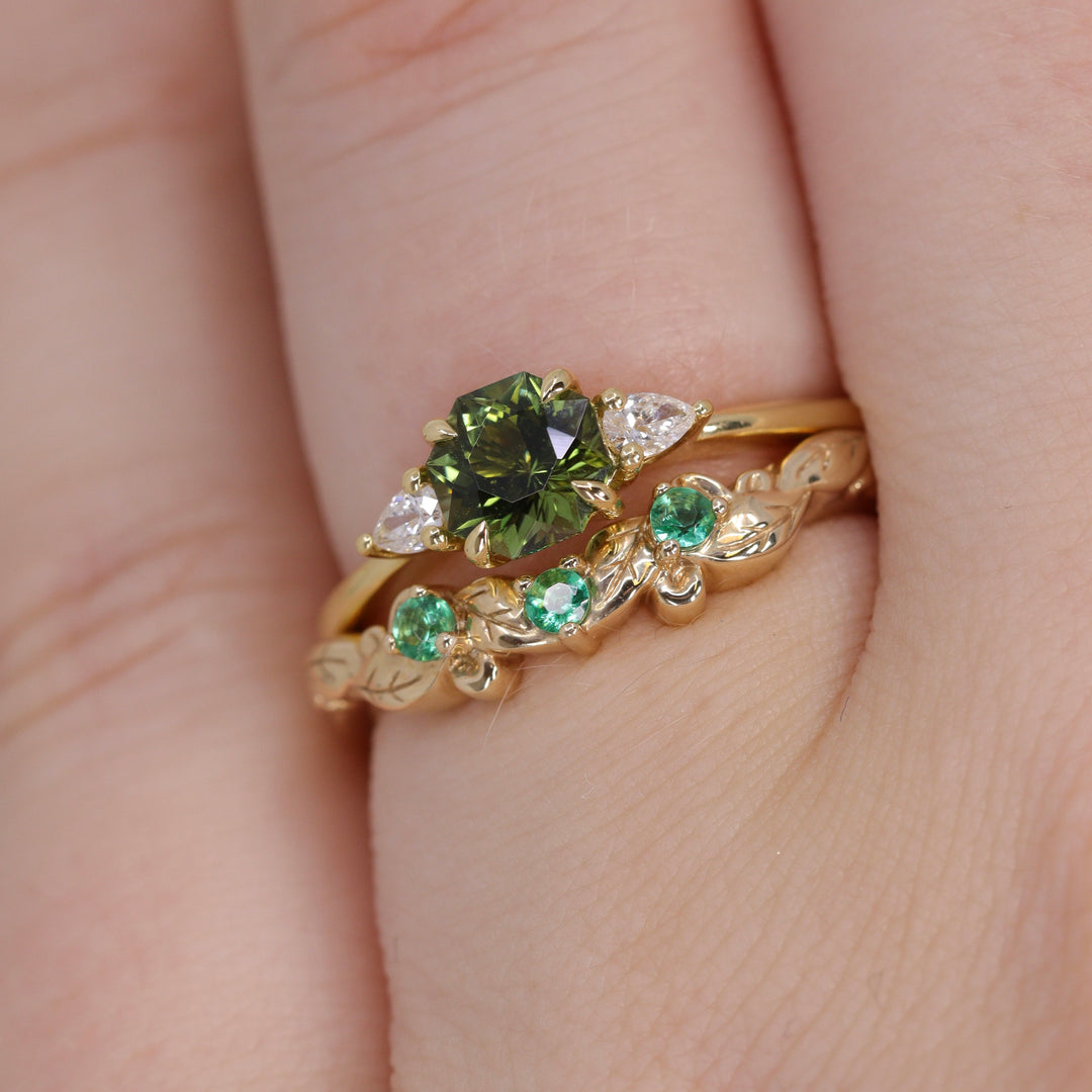 Willow - Leaf/Vine Detail Shaped Emerald Set Wedding Ring - Ready-To-Wear