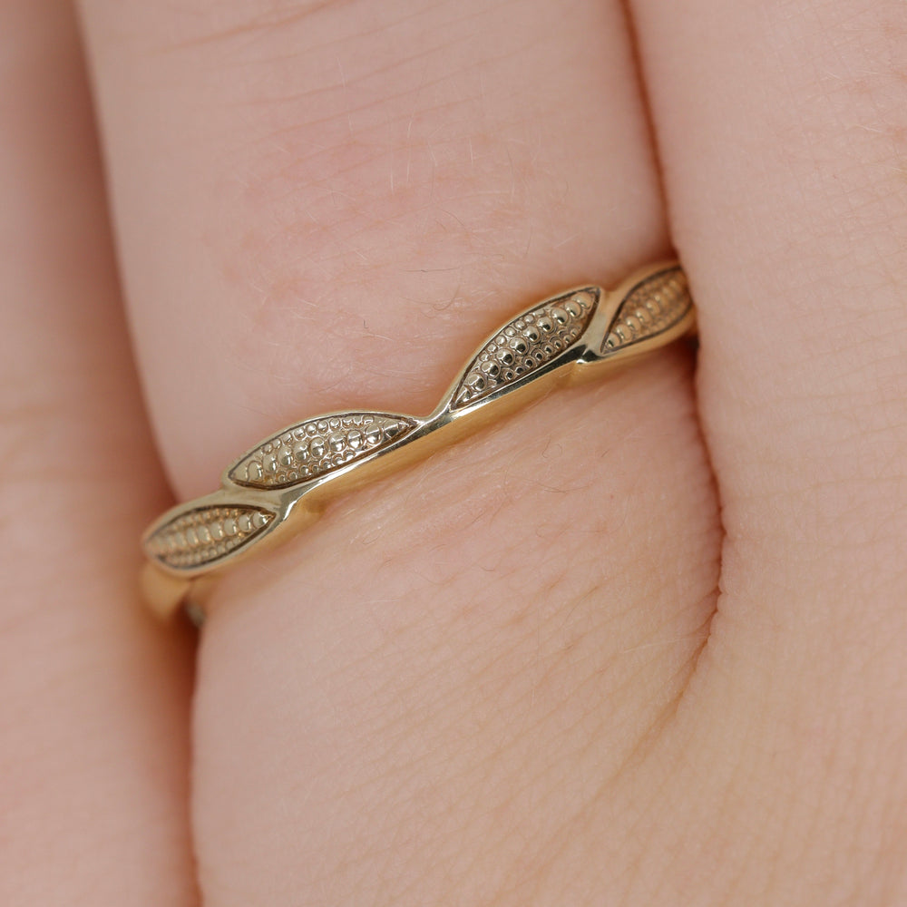 Zoey - Beaded Leaf Wedding Ring in 14ct White Gold - Ready-to-Wear Wedding Rings - Ready-to-Ship