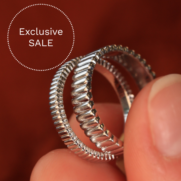 Gabrielle - Patterned Wedding Ring Set - Made-to-Order Wedding Rings - Made-to-Order