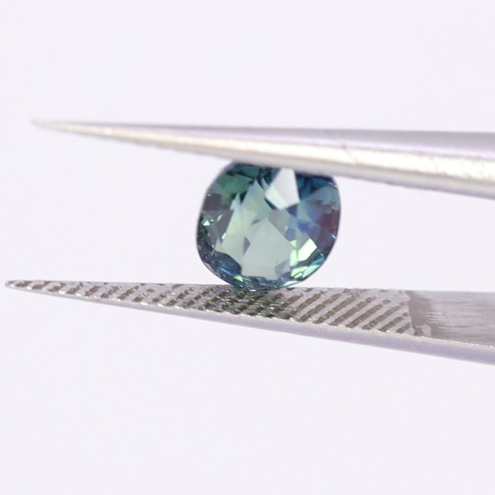 Teal Sapphire | 1.50ct Oval Cut, Loose Gemstone
