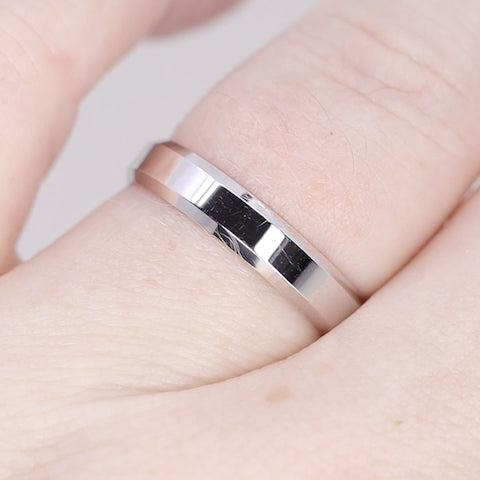 Noah - Light Bevelled Edge Traditional Wedding Ring - Made-to-Order