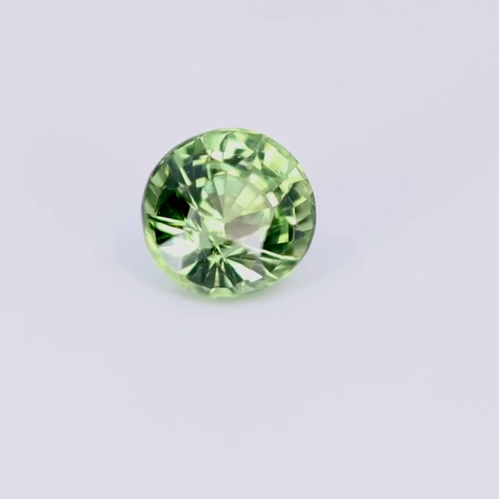 Green Sapphire | 1.18ct Round Brilliant Cut, Loose Gemstone