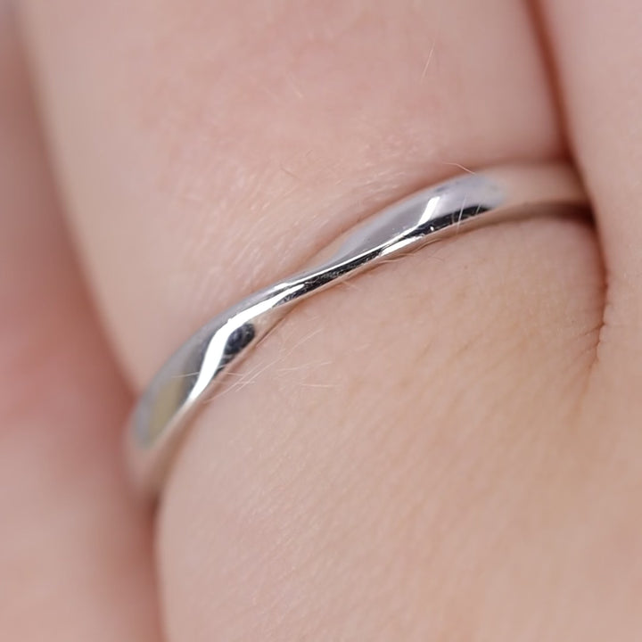 Dee - Ribbon Twist Polished Wedding Ring - Made-to-Order