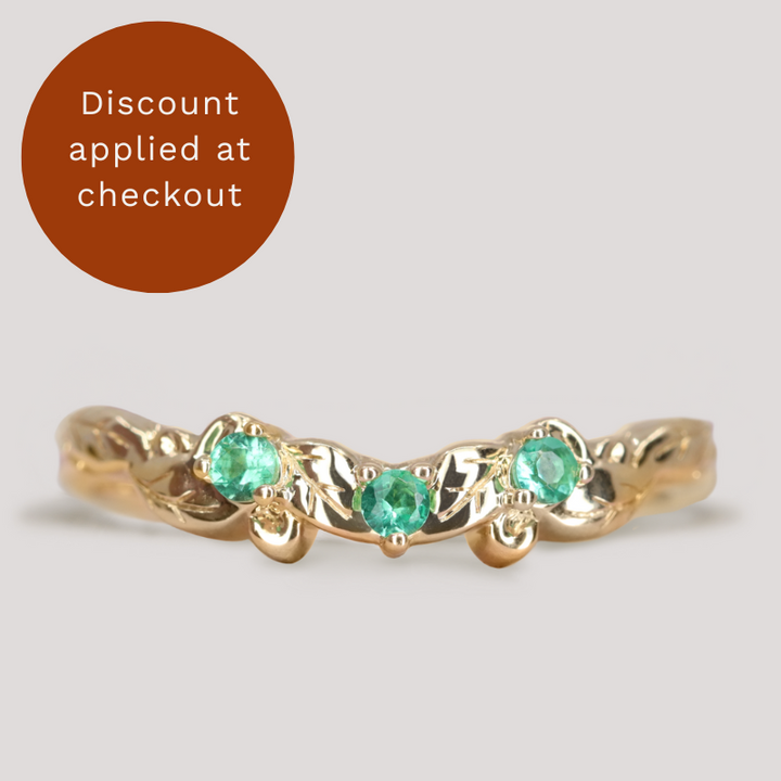 Willow - Shaped Floral Emerald Wedding Ring - Ready-To-Wear