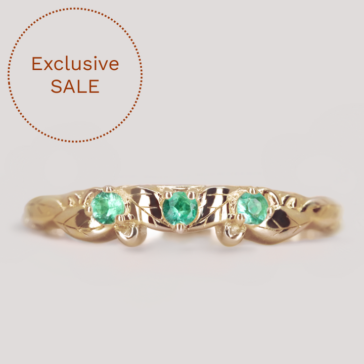 Willow - Leaf/Vine Detail Emerald Set Wedding Ring - Made-To-Order