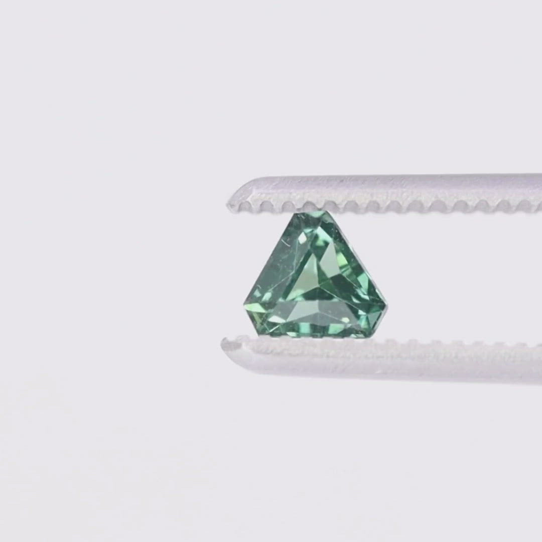 Teal Sapphire | 0.87ct Cut-Corner Trilliant, Loose Gemstone